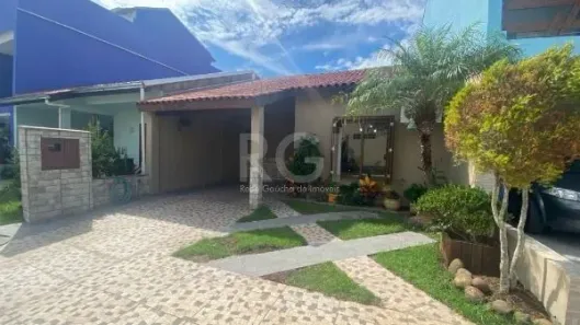 Casa de Condomínio com 2 Quartos à venda, 90m² no Guarujá, Porto Alegre