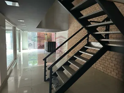 Imóvel Comercial com 4 Quartos para venda ou aluguel, 600m² no Quarta Parada, São Paulo