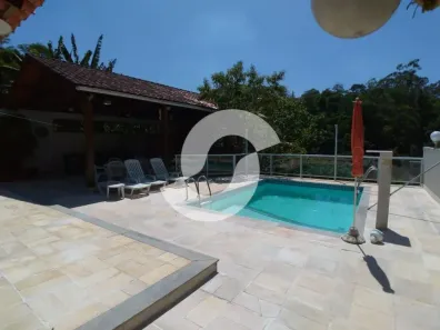 Casa de Condomínio com 4 Quartos à venda, 558m² no Vila Progresso, Niterói