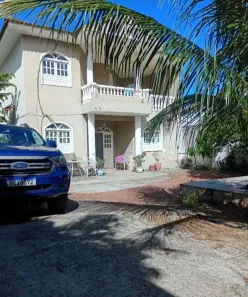 Casa com 4 Quartos para alugar, 450m² no Ipitanga, Lauro de Freitas