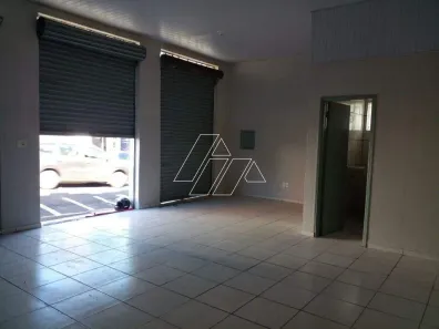 para alugar, 80m² no Alto Cafezal, Marília