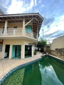 Sobrado com 4 Quartos à venda, 366m² no Jardim Monjolo, São Paulo