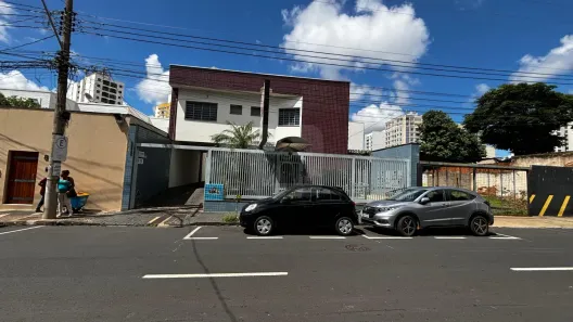 Sala Comercial para alugar, 282m² no Centro, Uberlândia