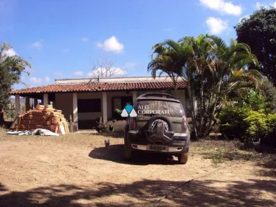 Fazenda/Sítio com 4 Quartos à venda, 300m² no Jardim São Benedito, Alpinópolis