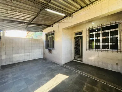Casa com 3 Quartos à venda, 130m² no Olaria, Rio de Janeiro