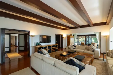 Casa com 5 Quartos à venda, 2275m² no Caraguatá, Mairiporã