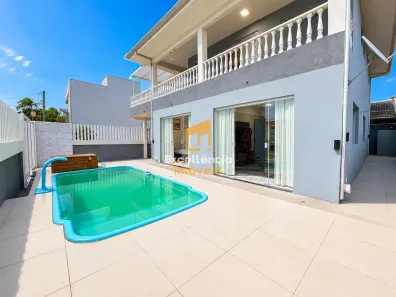Sobrado com 4 Quartos à venda, 279m² no Porto Fino, Pontal do Paraná