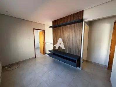 Casa com 3 Quartos para alugar, 163m² no Santa Mônica, Uberlândia