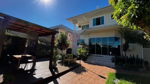 Casa com 6 Quartos à venda, 588m² no Canto, Florianópolis
