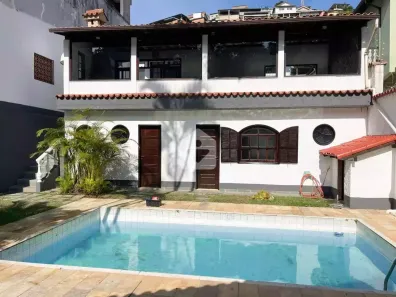 Casa com 3 Quartos à venda, 40m² no Quissama, Petrópolis