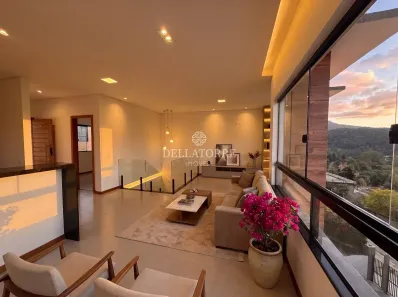 Casa com 3 Quartos à venda, 150m² no Golfe, Teresópolis