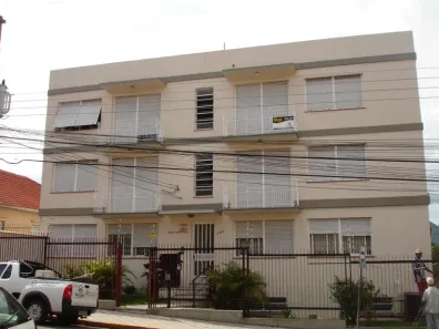 Apartamento com 3 Quartos para alugar, 121m² no Bonfim, Santa Maria