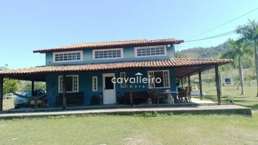 Fazenda/Sítio com 3 Quartos à venda, 150m² no Caxito, Maricá
