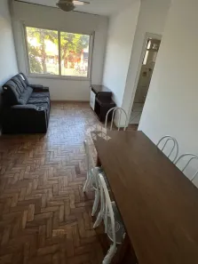Apartamento com 2 Quartos à venda, 60m² no Vila Ipiranga, Porto Alegre