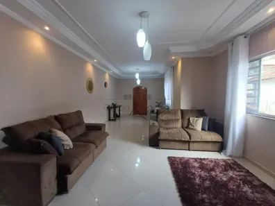 Casa com 3 Quartos à venda, 270m² no Vila Maria, São José dos Campos