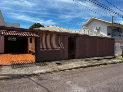 Casa com 3 Quartos à venda, 129m² no Parque Verde, Cascavel