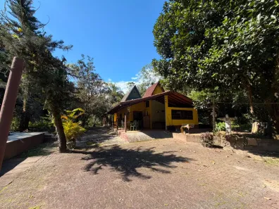 Fazenda/Sítio com 4 Quartos à venda, 150m² no Vila Peruibe, Peruíbe