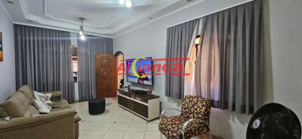 Sobrado com 3 Quartos à venda, 182m² no Jardim Vila Galvão, Guarulhos