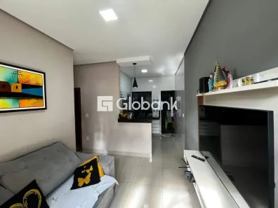 Casa com 2 Quartos à venda, 55m² no Jardim Primavera, Montes Claros