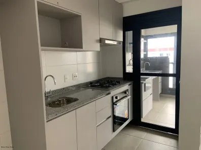 Apartamento com 2 Quartos para alugar, 63m² no Alphaville Empresarial, Barueri