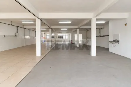 Galpão/Depósito/Armazém para alugar, 239m² no Centro, Juiz de Fora