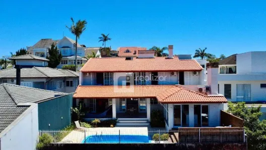 Casa com 3 Quartos à venda, 358m² no João Paulo, Florianópolis