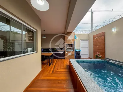 Sobrado com 3 Quartos à venda, 143m² no Alto Umuarama, Uberlândia