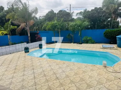 Fazenda/Sítio com 3 Quartos à venda, 190m² no Chácaras Marisa, Campinas