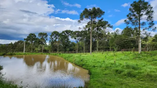 Fazenda/Sítio com 3 Quartos à venda, 74000m² no , Bocaina do Sul