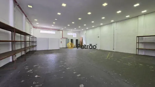 Prédio Comercial para venda ou aluguel, 990m² no Planalto, São Bernardo do Campo