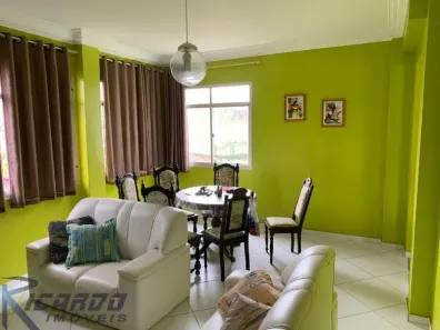 Casa com 8 Quartos à venda, 180m² no Centro, Guarapari