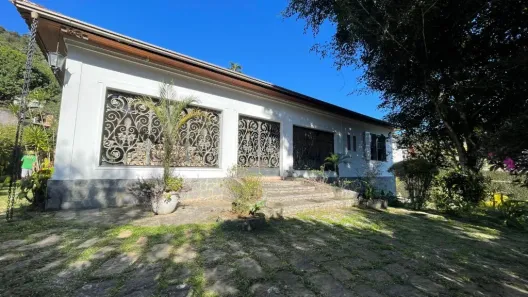 Casa com 5 Quartos à venda, 6209m² no Bingen, Petrópolis