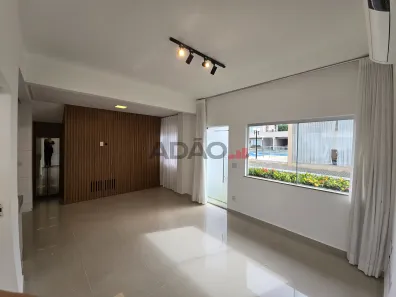 Casa de Condomínio com 3 Quartos à venda, 131m² no Setor Castelo Branco, Goiânia