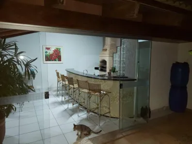 Casa com 3 Quartos à venda, 580m² no Vigilato Pereira, Uberlândia