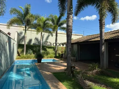 Casa com 3 Quartos à venda, 308m² no Jardim do Lago, Uberaba