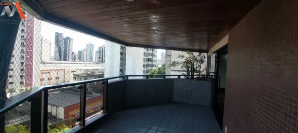 Apartamento com 4 Quartos à venda, 300m² no Umarizal, Belém