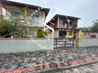 Imóvel Comercial com 8 Quartos à venda, 250m² no Praia do Ervino, São Francisco do Sul