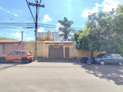 Casa com 5 Quartos para venda ou aluguel, 409m² no Cidade Jardim, São Carlos