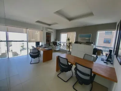Sala Comercial à venda, 134m² no Gleba Fazenda Palhano, Londrina