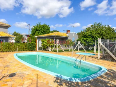 Casa de Condomínio com 2 Quartos à venda, 62m² no São Luis, Canoas