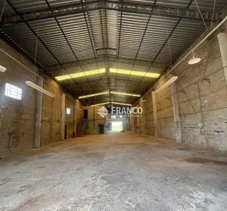 Galpão/Depósito/Armazém para alugar, 1141m² no Terra Nova, Taubaté