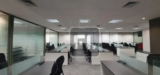Sala Comercial para venda ou aluguel, 251m² no Vila Olímpia, São Paulo