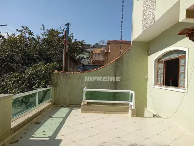 Sobrado com 3 Quartos à venda, 390m² no Vila Palmares, Santo André