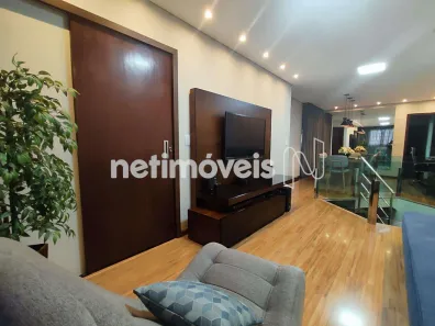 Casa com 3 Quartos à venda, 204m² no Serrano, Belo Horizonte