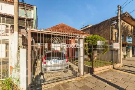 Casa com 3 Quartos à venda, 200m² no Teresópolis, Porto Alegre