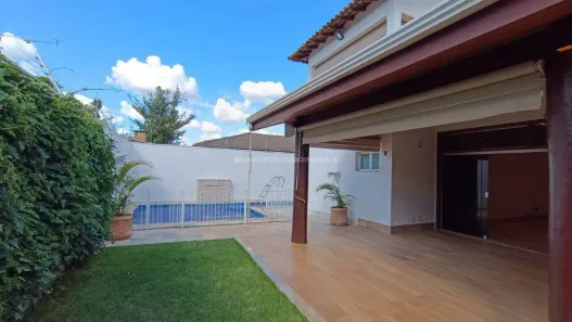 Casa com 4 Quartos à venda, 350m² no Residencial Budeus, Uberaba