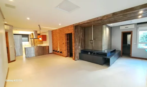 Apartamento com 2 Quartos à venda, 132m² no Centro, Florianópolis