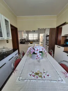Casa com 3 Quartos à venda, 172m² no Vila Santa Terezinha, Franca