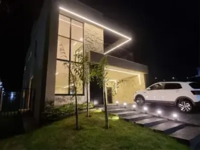 Casa de Condomínio com 4 Quartos à venda, 210m² no Jardins Versalhes, Aparecida de Goiânia