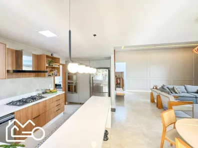 Casa de Condomínio com 4 Quartos à venda, 250m² no Alphaville, Rio das Ostras